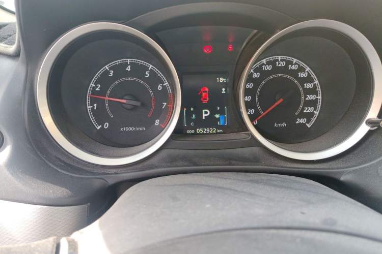 Used Mitsubishi Lancer EX 2015 1.8L CVT ZhiShang Edition China IV Standard Odometer Close Up