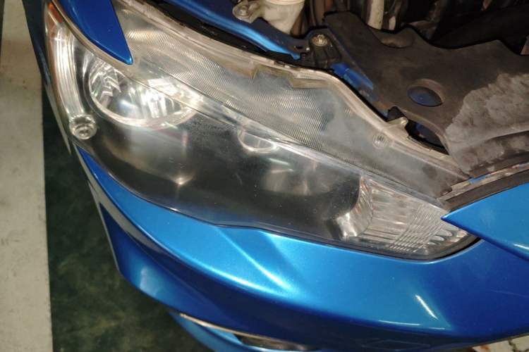 Used Mitsubishi Lancer EX 2015 1.8L CVT ZhiShang Edition China IV Standard Right Front Headlight