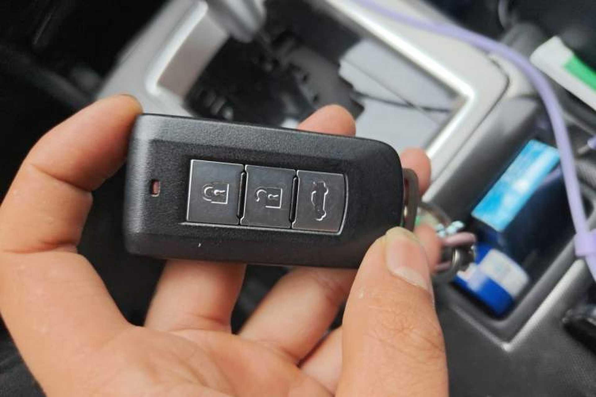 Used Mitsubishi Lancer EX 2015 1.8L CVT ZhiShang Edition China IV Standard Vehicle Key