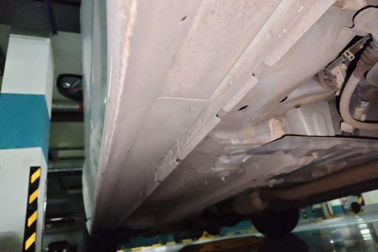 Used Mitsubishi Lancer EX 2015 1.8L CVT ZhiShang Edition China V Standard Chassis Rear Left