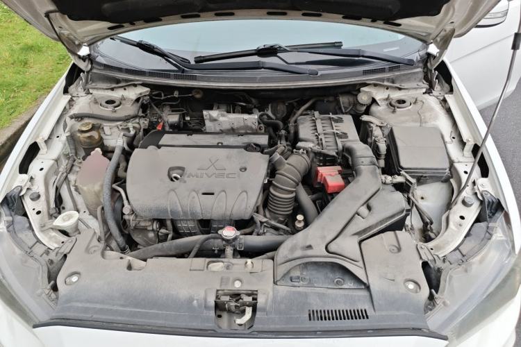 Used Mitsubishi Lancer EX 2015 2.0L CVT Flagship Edition Engine Bay