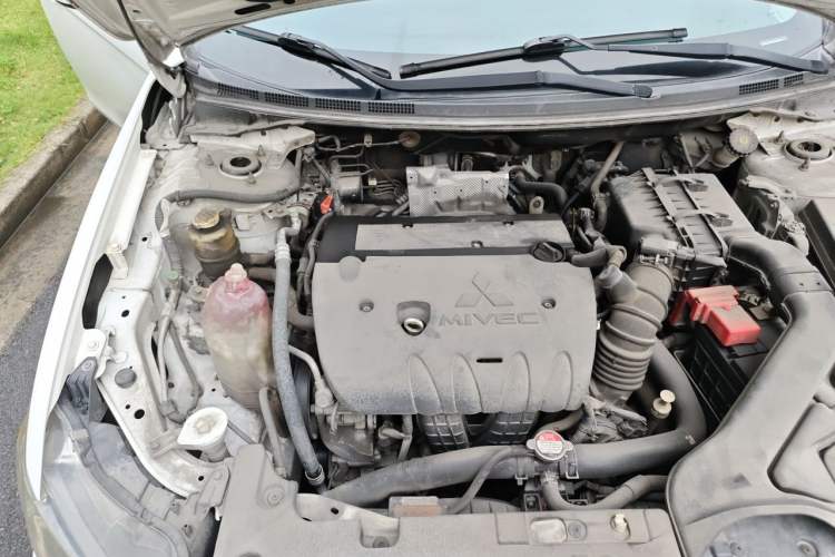 Used Mitsubishi Lancer EX 2015 2.0L CVT Flagship Edition Engine Bay Right