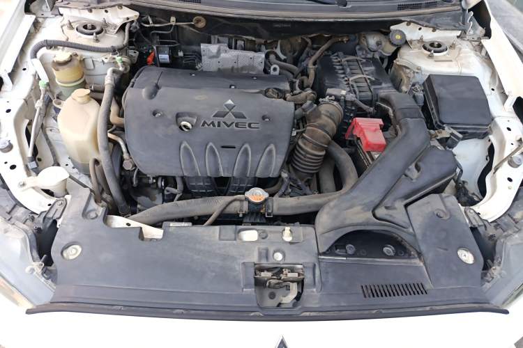 Used Mitsubishi Lancer EX 2015 1.8L Manual ZhiShang Edition China IV Engine Bay