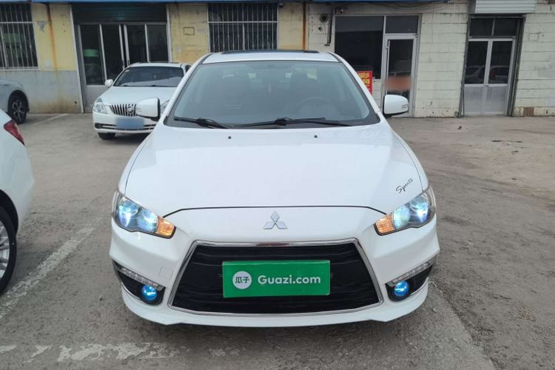 Used Mitsubishi Lancer EX 2015 1.8L CVT ZhiShang Edition China V Standard Exterior 1