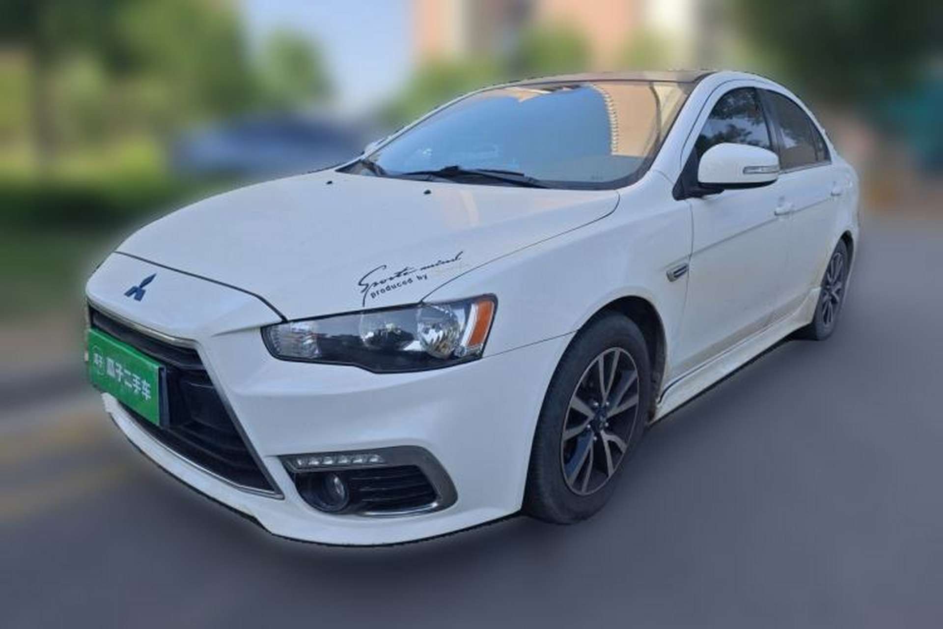 Used Mitsubishi Lancer EX 2015 1.8L Manual ZhiShang Edition China IV Front Left 45 Deg
