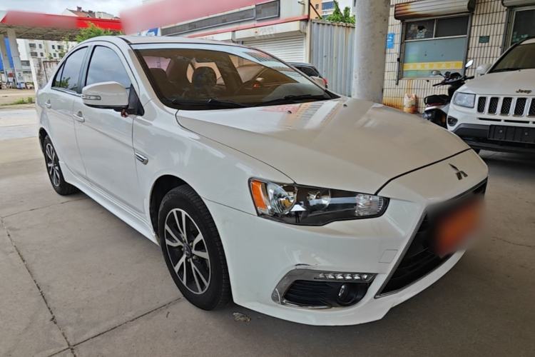 Used Mitsubishi Lancer EX 2015 1.8L Manual ZhiShang Edition China IV Front Right 45 Deg