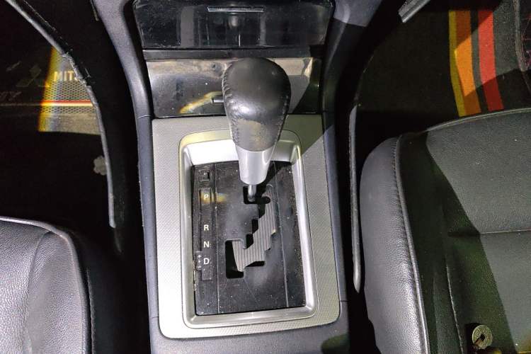 Used Mitsubishi Lancer EX 2015 1.8L CVT ZhiShang Edition China V Standard Gear Lever