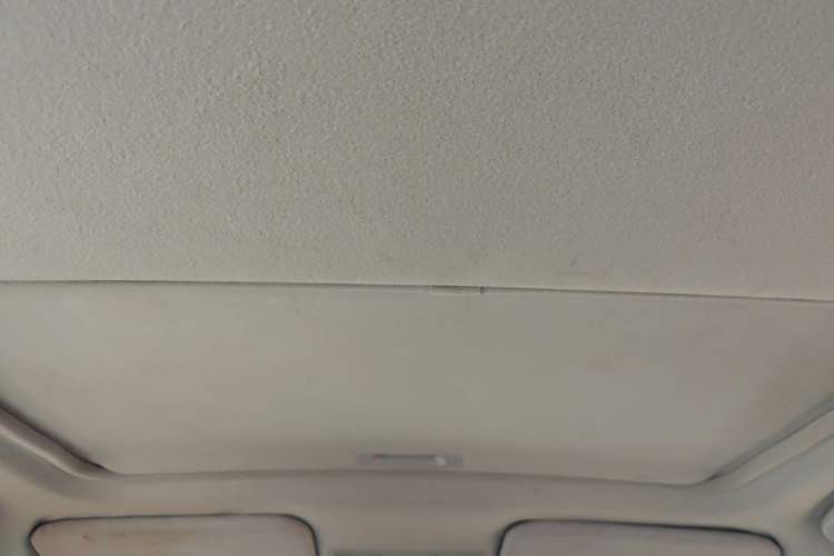 Used Mitsubishi Lancer EX 2015 1.8L Manual ZhiShang Edition China IV Headliner