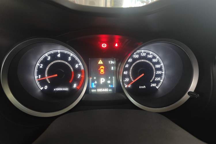 Used Mitsubishi Lancer EX 2015 1.8L CVT ZhiShang Edition China IV Standard Instrument Cluster