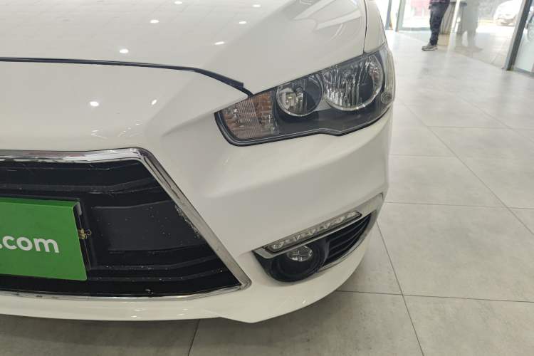 Used Mitsubishi Lancer EX 2015 1.8L Manual ZhiShang Edition China V Standard Left Front Headlight