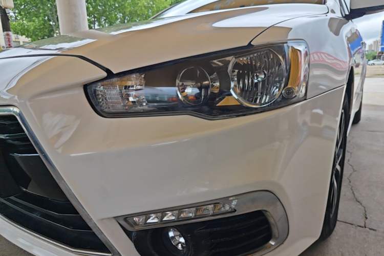 Used Mitsubishi Lancer EX 2015 1.8L Manual ZhiShang Edition China IV Left Front Headlight