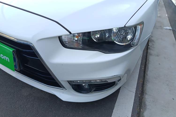 Used Mitsubishi Lancer EX 2015 1.8L Manual ZhiShang Edition China IV Left Front Headlight