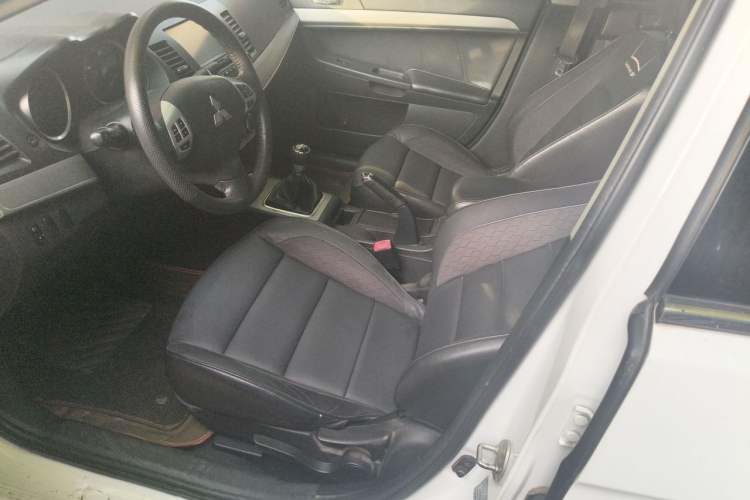 Used Mitsubishi Lancer EX 2015 1.8L Manual ZhiShang Edition China IV Left Front Seat