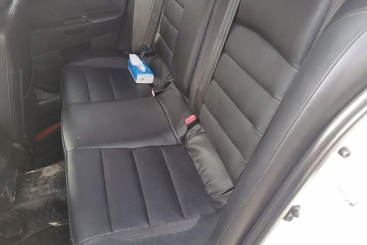 Used Mitsubishi Lancer EX 2015 1.8L CVT ZhiShang Edition China IV Standard Left Rear Seat