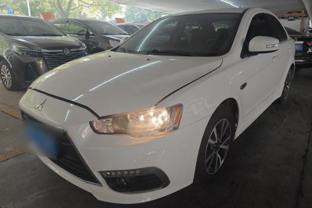 Used Mitsubishi Lancer EX 2015 1.8L CVT ZhiShang Edition China IV Standard