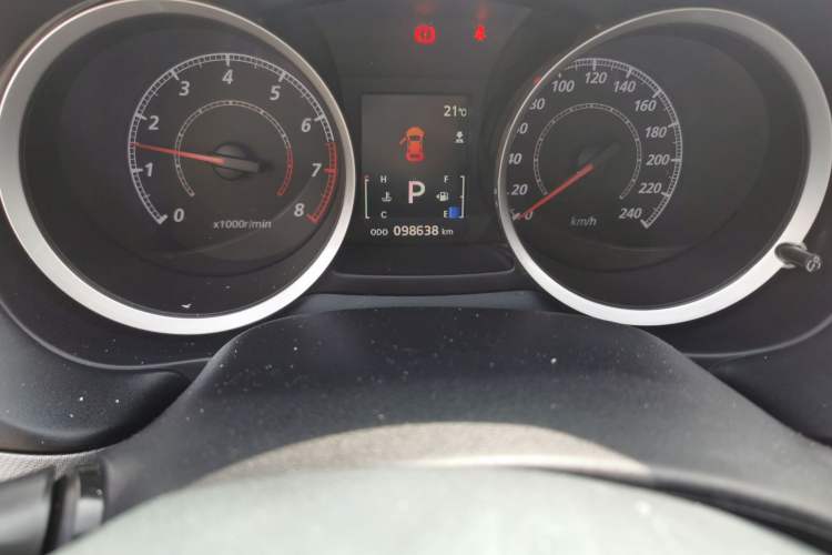 Used Mitsubishi Lancer EX 2015 1.8L CVT ZhiShang Edition China IV Standard Odometer Close Up