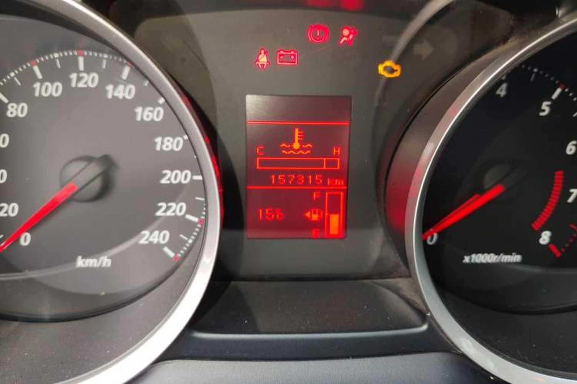 Used Mitsubishi Lancer EX 2015 1.8L Manual ZhiShang Edition China IV Odometer Close Up