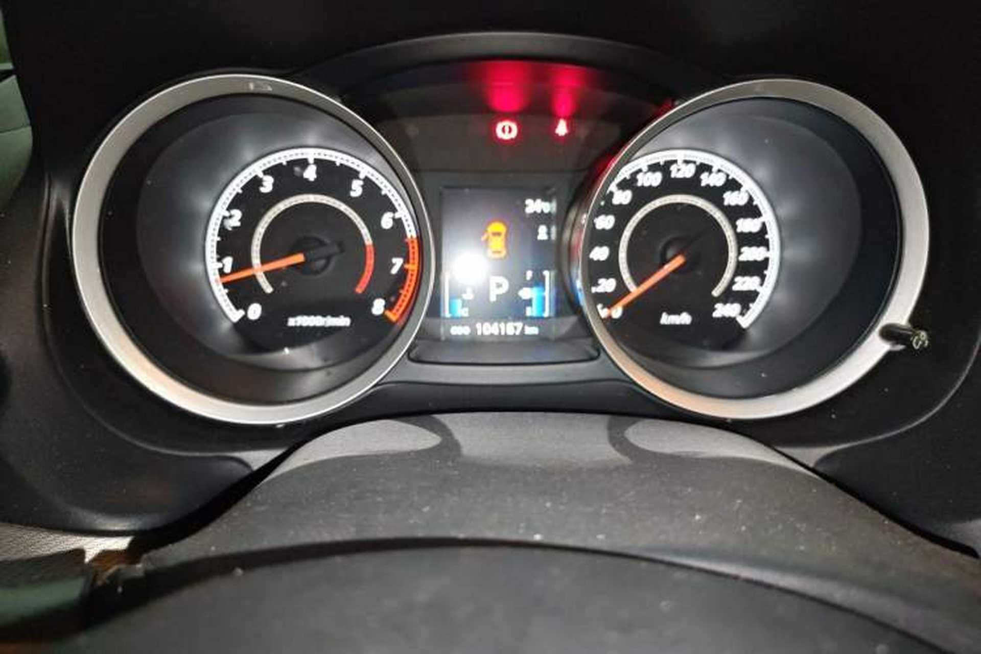 Used Mitsubishi Lancer EX 2015 1.8L CVT ZhiShang Edition China V Standard Odometer Close Up