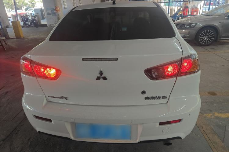 Used Mitsubishi Lancer EX 2015 1.8L CVT ZhiShang Edition China IV Standard Rear