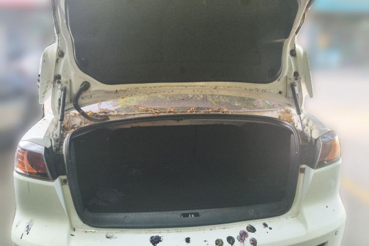 Used Mitsubishi Lancer EX 2015 1.8L Manual ZhiShang Edition China IV Trunk