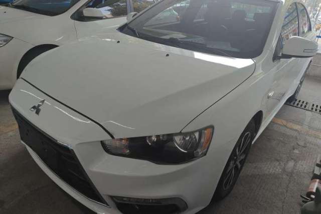 Used Mitsubishi Lancer EX 2015 1.8L CVT ZhiShang Edition China IV Standard