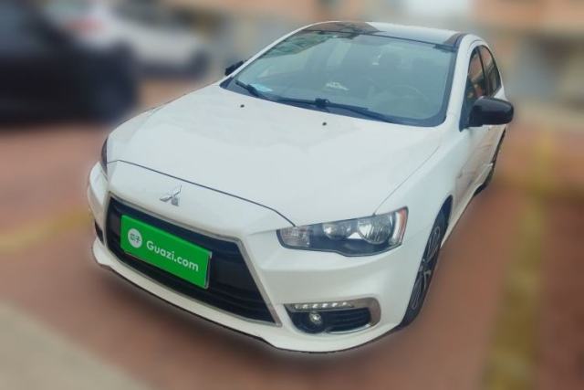 Used Mitsubishi Lancer EX 2016 1.8L CVT Black-and-White Retro Edition