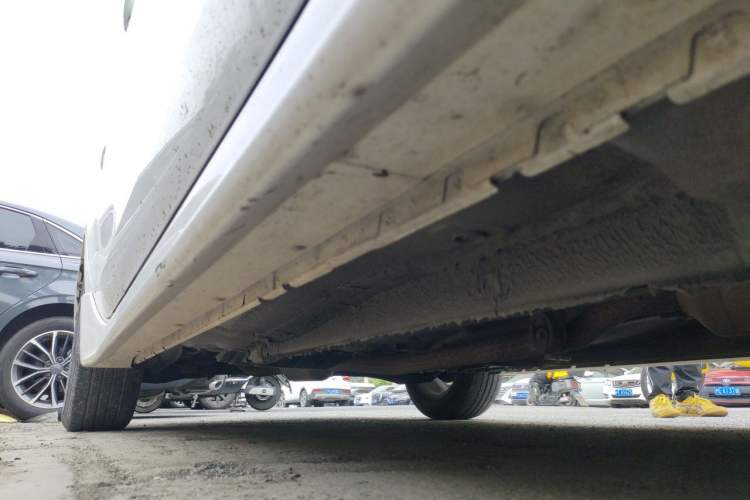 Used Mitsubishi Lancer EX 2016 1.8L CVT Black-and-White Retro Edition Chassis Front Right