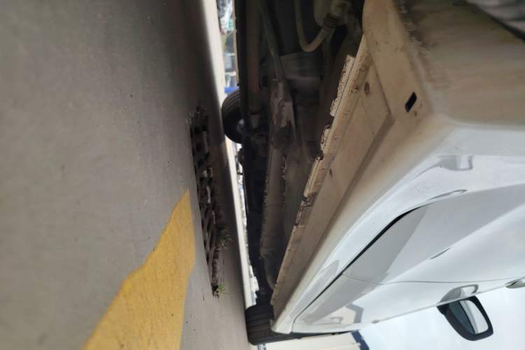 Used Mitsubishi Lancer EX 2016 1.8L CVT Black-and-White Retro Edition Chassis Rear Right