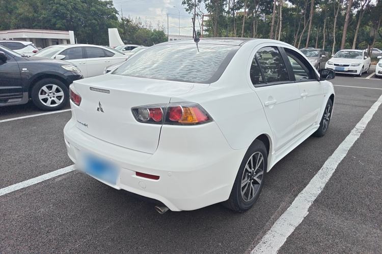 Used Mitsubishi Lancer EX 2016 1.8L CVT Black-and-White Retro Edition Exterior 3
