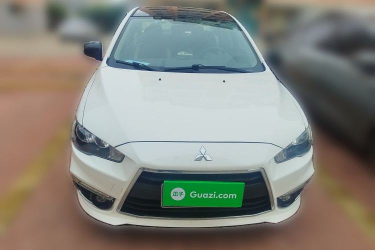 Used Mitsubishi Lancer EX 2016 1.8L CVT Black-and-White Retro Edition Front