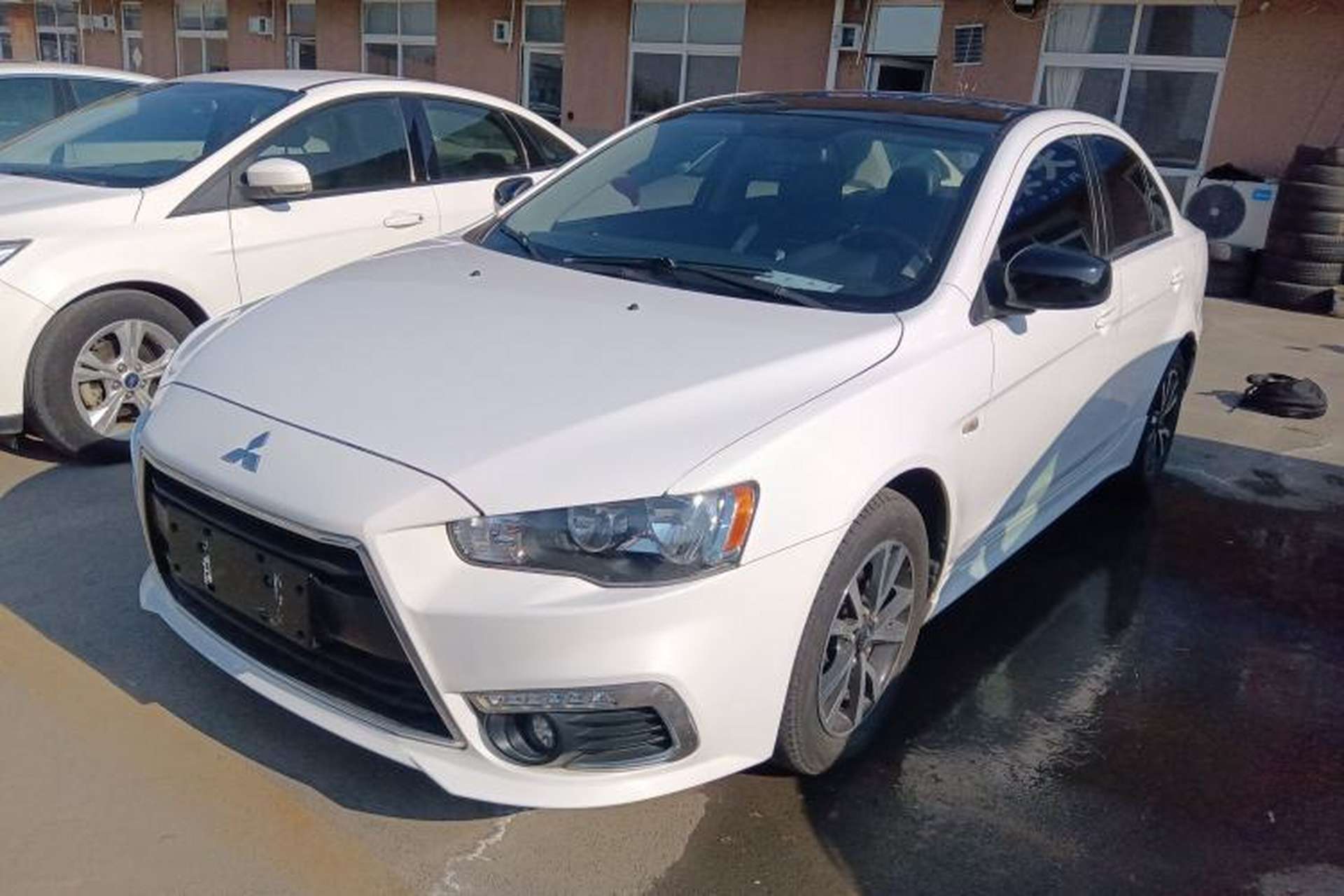 Used Mitsubishi Lancer EX 2016 1.8L CVT Black-and-White Retro Edition Front Left 45 Deg