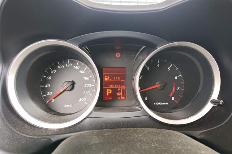 Used Mitsubishi Lancer EX 2016 1.8L CVT Black-and-White Retro Edition Instrument Cluster
