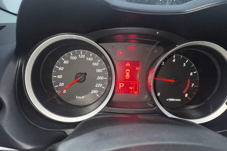 Used Mitsubishi Lancer EX 2016 1.8L CVT Black-and-White Retro Edition Instrument Cluster