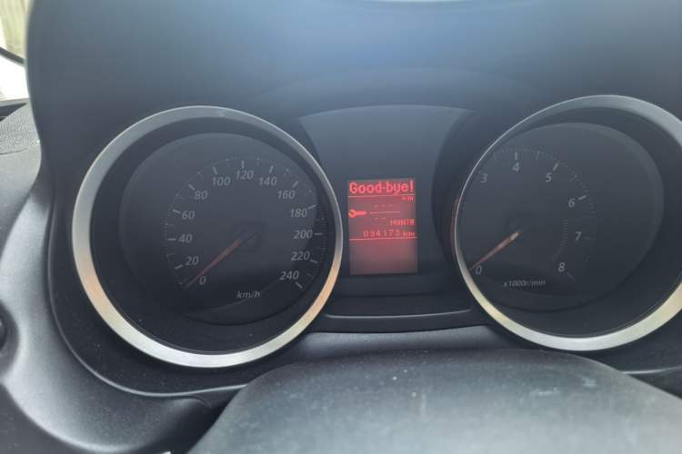 Used Mitsubishi Lancer EX 2016 1.8L CVT Black-and-White Retro Edition Instrument Cluster