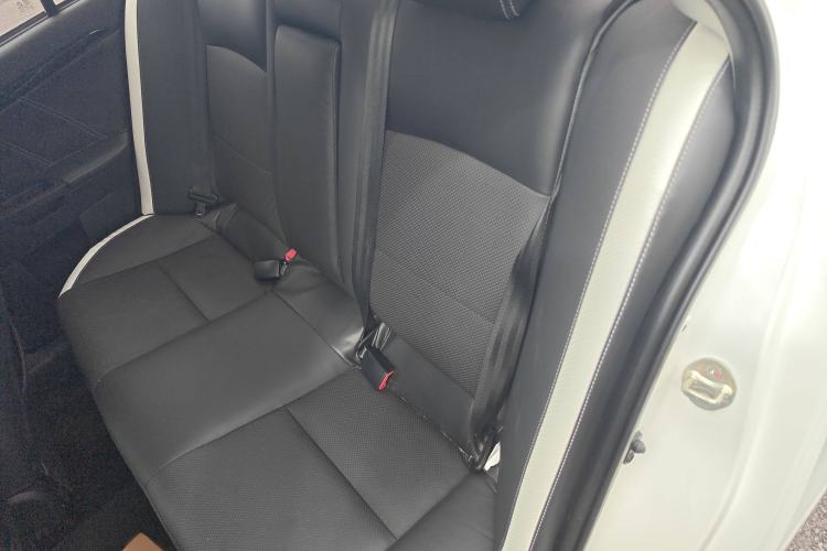 Used Mitsubishi Lancer EX 2016 1.8L CVT Black-and-White Retro Edition Interior 1