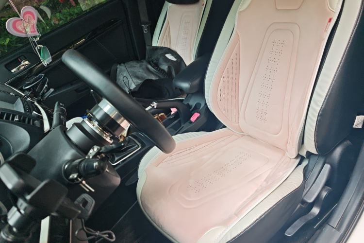 Used Mitsubishi Lancer EX 2016 1.8L Manual Black-and-White Retro Edition Left Front Seat