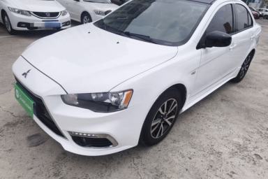 Used Mitsubishi Lancer EX 2016 1.8L CVT Black-and-White Retro Edition
