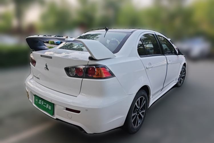 Used Mitsubishi Lancer EX 2016 1.8L CVT Black-and-White Retro Edition Rear Right 45 Deg