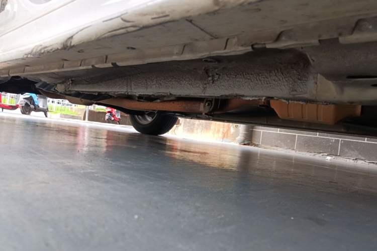 Used Mitsubishi Lancer EX 2016 1.8L CVT Black-and-White Retro Edition Right Side Sill