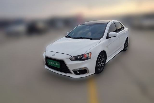 Used Mitsubishi Lancer EX 2016 1.8L CVT Black-and-White Retro Edition