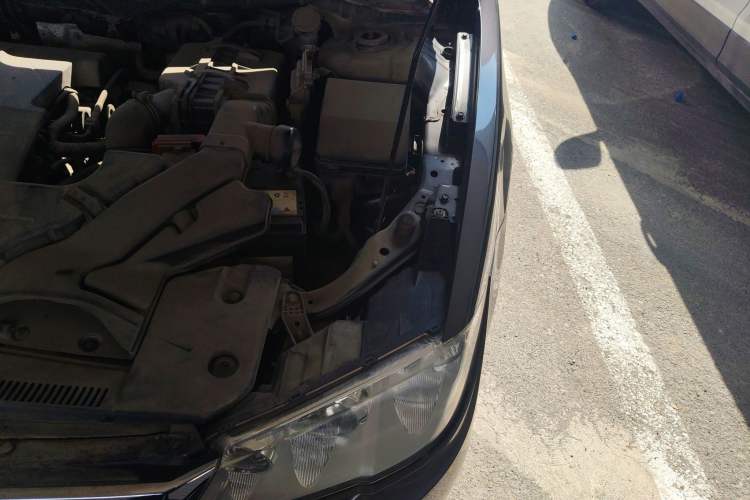 Used Mitsubishi Lancer Fortis 2013 1.6L Manual Comfort Model Engine Bay Left