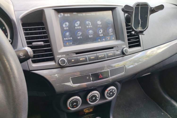 Used Mitsubishi Lancer Fortis 2013 1.6L Manual Comfort Model Audio And AC Panel