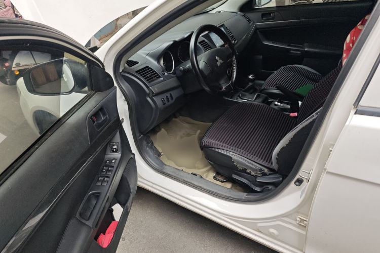 Used Mitsubishi Lancer Fortis 2013 1.6L Manual Comfort Model Driver Seat