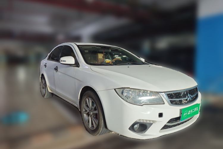 Used Mitsubishi Lancer Fortis 2013 1.8L Automatic Luxury Model China V Standard Front Right 45 Deg