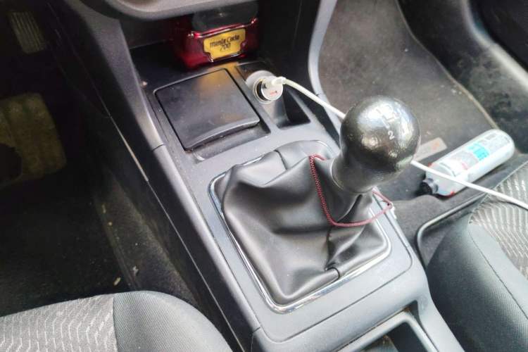 Used Mitsubishi Lancer Fortis 2013 1.6L Manual Comfort Model Gear Lever