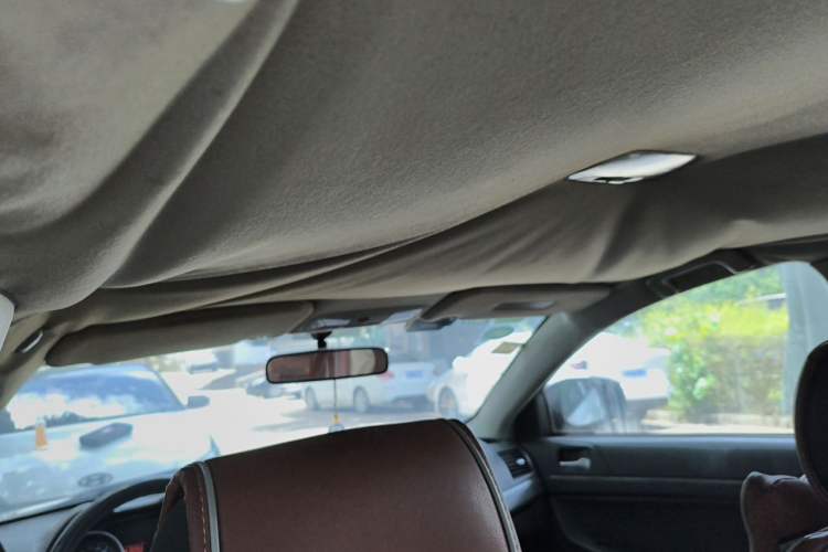 Used Mitsubishi Lancer Fortis 2013 1.8L Manual Comfort Model China IV Standard Headliner