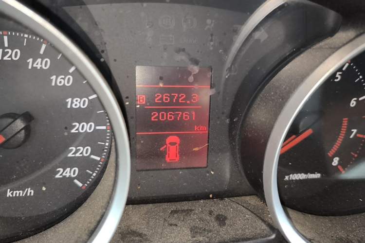 Used Mitsubishi Lancer Fortis 2013 1.8L Manual Comfort Model China IV Standard Odometer Close Up