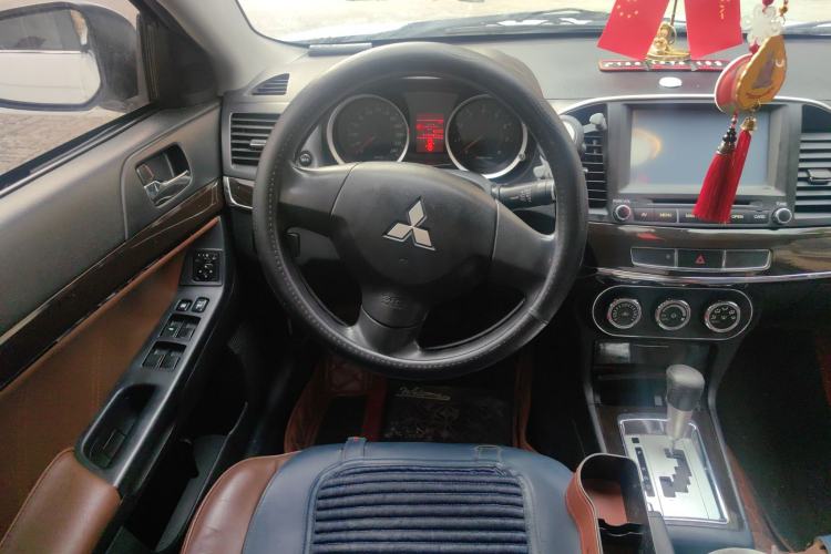 Used Mitsubishi Lancer Fortis 2013 1.8L Automatic Luxury Model China V Standard Steering Wheel