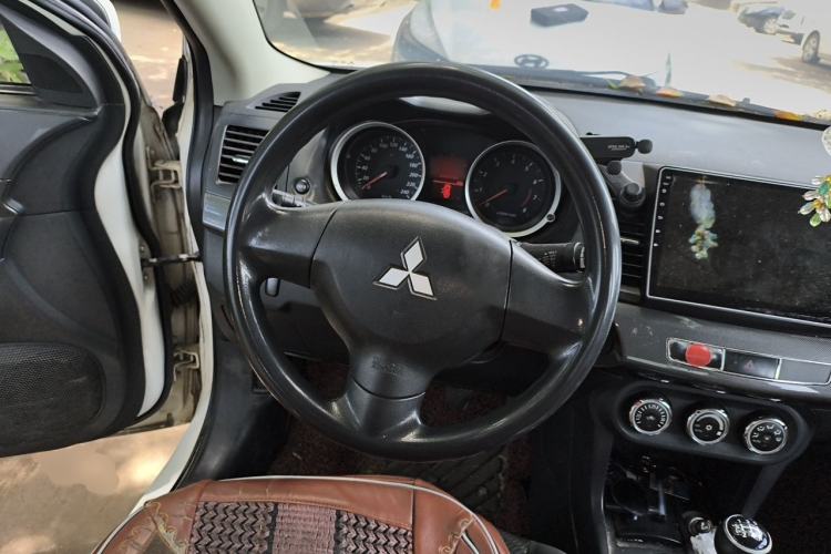 Used Mitsubishi Lancer Fortis 2013 1.8L Manual Comfort Model China IV Standard Steering Wheel