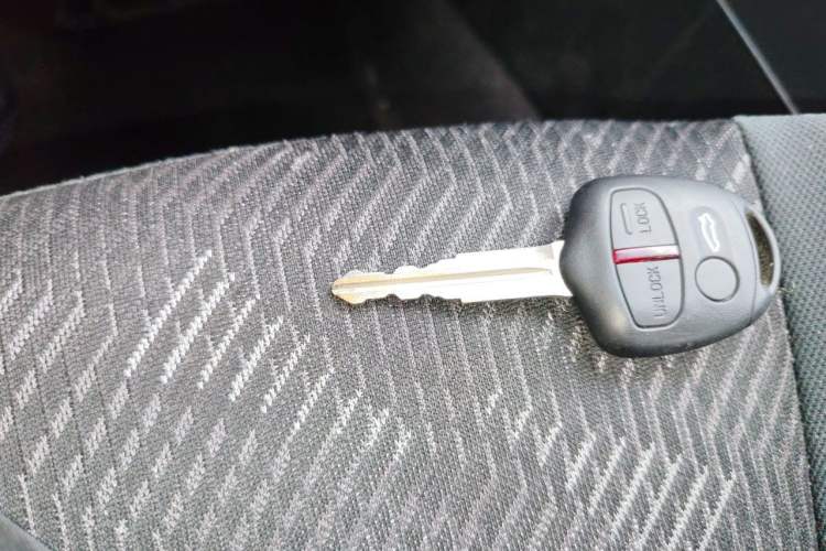 Used Mitsubishi Lancer Fortis 2013 1.6L Manual Comfort Model Vehicle Key
